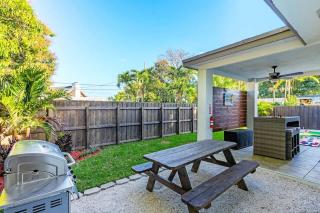 Bright and Cozy Home in Homestead - 6