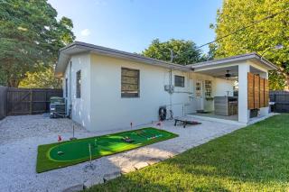 Bright and Cozy Home in Homestead - Homestead - 2