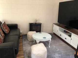 Cosy Blue Mountains Getaway - Medlow Bath - 3