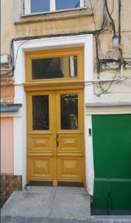 Двухкомнатная квартира,500м и Дерибасовская,всегда есть свет - Odesa - 0
