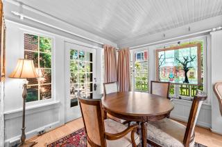 The Inn On Market - - 1