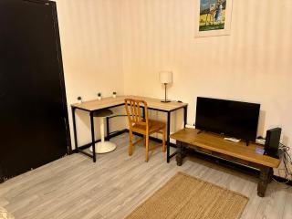 Studio Rdc proche Quai Rouget - LʼIsle-sur-la-Sorgue - 1