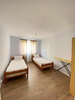 Spacious-Central Apartment - Himare - 7