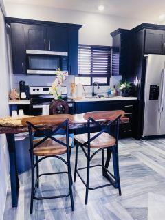Modern 1BR Coastal Stay- Self Check-in -Fast WiFi -AC -Falmouth - 7