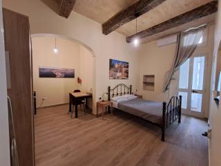 Floriana One Bedroom Studio House - 4