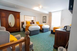 Without A Paddle Hotel - Llangollen - 8