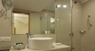 HOTEL Cloud Suites Near Delhi Airport - New Delhi - 2