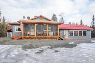 Fish Camp – Rustic Retreat with 4 Cabins, Gazebo & Kenai River Access Sleeps 14 - 6
