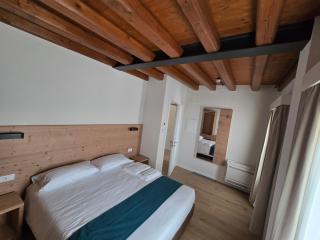 AL Borgo - - 0