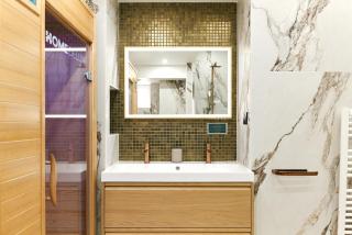 Lavie Maison Marais Sauna Hot Tub - 1
