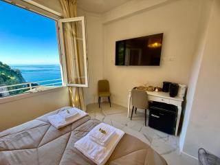Vertigini Suites, Il Rifugio dell Amore per SOLE COPPIE , A 50m dalla Stazione e dalla Via dell Amore con Vista Mare e Intimità Appagante - Riomaggiore - 7
