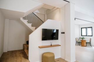 Villa 3BR Katiya Vacation House - Beran-kidul - 8