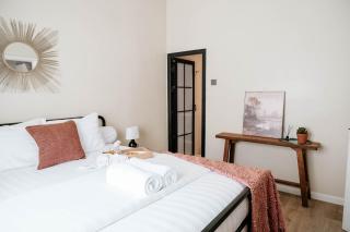 Villa 3BR Katiya Vacation House - Beran-kidul - 4