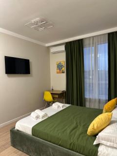 The Greens Apartment - Almaty - 7