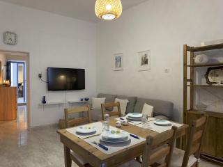 yiayia's Place - Chora Folegandros - 6