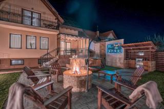 Roots Villa Redwood - Brasov - 8