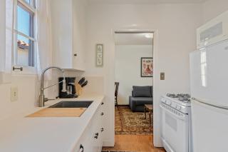 Garden Cottage at Miramar Beach with Shared Deck - Montecito - 3
