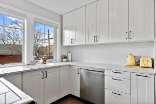 Local Loft - Downtown Okotoks - 2BD - Private - Okotoks - 2