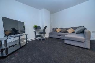Fully furnished 1BR Liverpool l WiFi, Kitchen, - Liverpool - 8