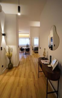 Crystal Palace Oporto Flat - With Two Bedrooms - Oporto - 9