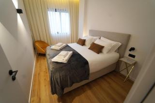 Crystal Palace Oporto Flat - With Two Bedrooms - Oporto - 3