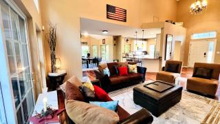 Luxe Lodge - Pocono Pines - 4
