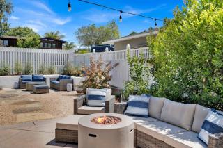 Mesa Cottage - Patio with BBQ and Firepit - Santa Barbara - 0