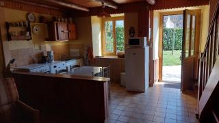 CHARMANTE MAISON A LA CAMPAGNE AU COEUR DES PREMIERS VOLCANS - Mézères - 1