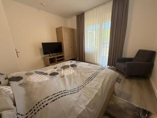 Deluxe 3 Room Apartment XL-Orchid - Köln - 8