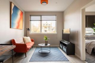 Retro Modern 1-Bedroom with 90 WalkScore - Portland - 0