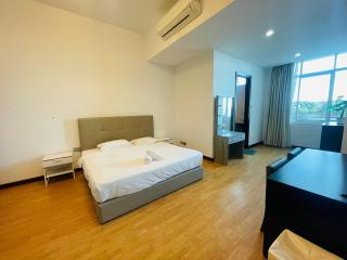 Bay Resort condominium Miri - Miri - 3