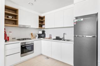 Silkhaus Superior 1BDR in New Tower Pool & Gym - Dubai - 5