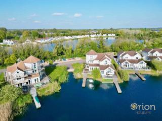 The Landings 19, Scout on the Water - P - South Cerney - 9