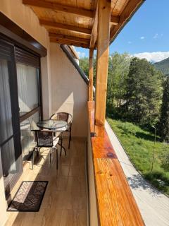 United Apartments 3 - 7