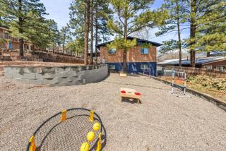 NEW I Mountain Views I Hot Tub I Lawn Games I Patio I BBQ - 7