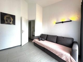 2 couchages vue Port piscine Le Cap d'Agde - 5