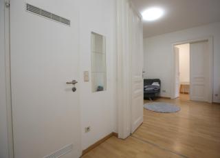City Elegance Central Gem with FREE parking and FAST Internet 250 MBits - 8