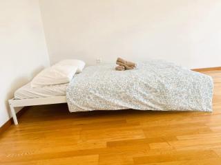 3 Bedroom City Center Flat with Balcony ALT 155 - Zurigo - 9