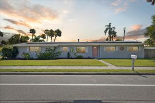 4880 N Banana River Sandys Place - Cocoa Beach - 2