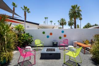 Demuth Park Desert Oasis - Pool - Tiki Room - Palm Springs - 6