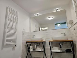 Grey House Apartments - Catania - 3