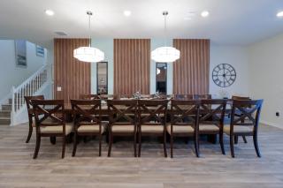 Windsor Island Private Vacation Home - Sleeps 20 - Pool, Spa, Game Room, Access to Resort Amenities - FREE BBQ - 6