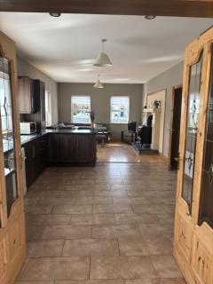 Albert Lock Bungalow - Carrick on Shannon - 1