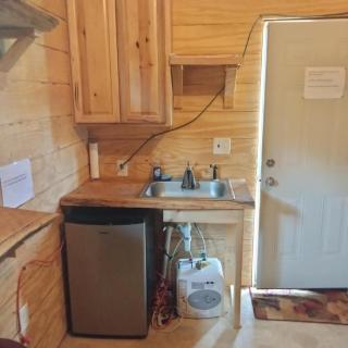 Tiny Flat lander - Hillsville - 4