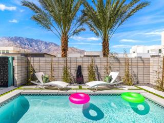 3BD each with Ensuite -Private Pool- Resort Amenities - 3