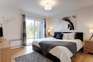 Chalet Rivage with Spa and Breathtaking Lake View - Chertsey - 9