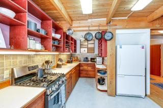 16-Acre Plot Peaceful Cabin in Fairbanks! - Fairbanks - 1