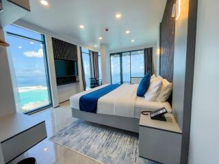 iCom Blue Seaview - 8