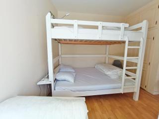 Luchon Holidays, parking, wifi, balcon, cave, T3 8 personnes - Luchon - 2