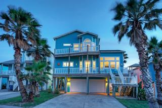 Ocean View Escape w Boardwalk Pool Access Point Break by AvantStay - 0